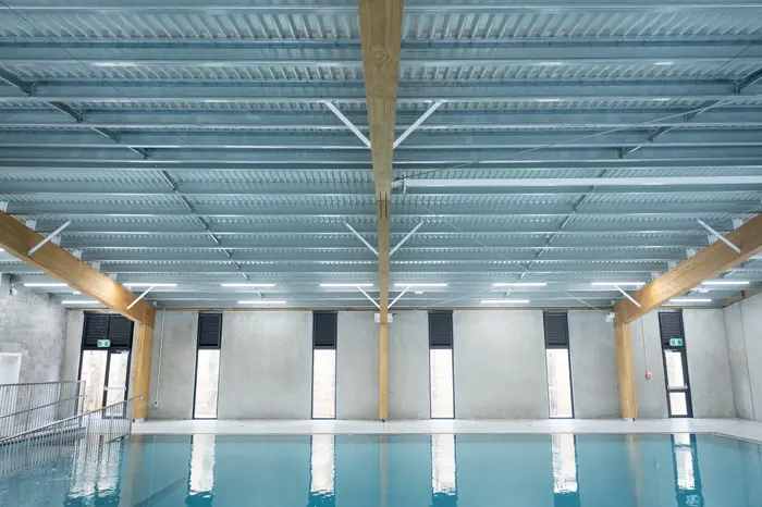 Central post over pool